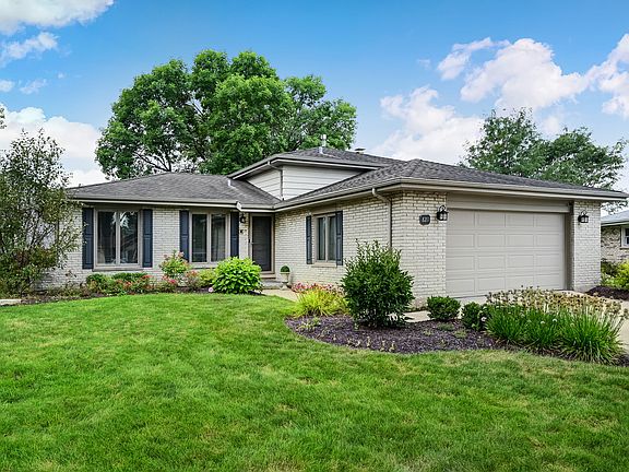 2nd image of 8211 Sawyer Ct