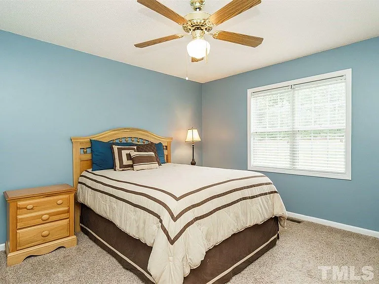 306 Silverberry Ct — Photo 13