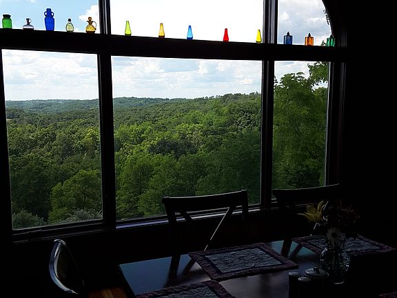 Ding Room Window