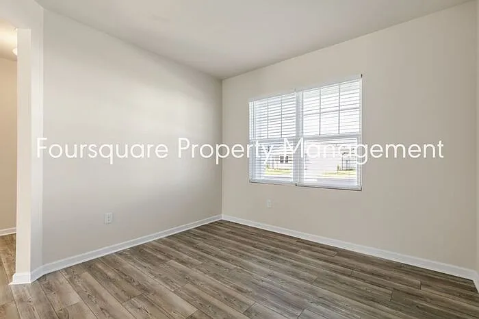 1716 Luna Way — Photo 13