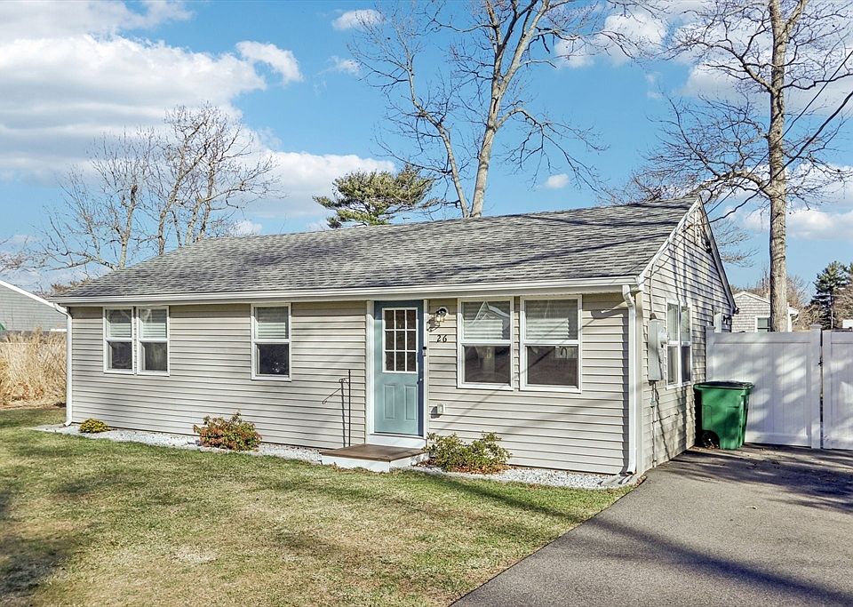 1st image of 26 Blake Ave
