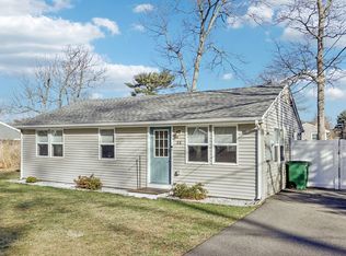 26 Blake Ave, Pembroke, MA 02359