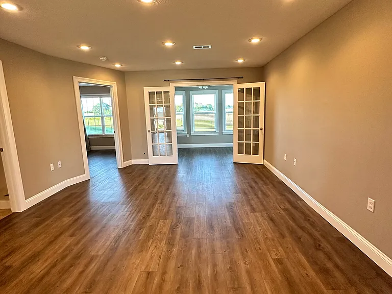 186 Bluegrass Dr — Photo 5