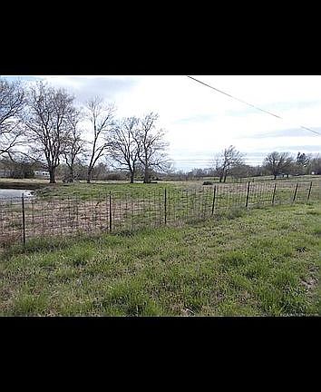 5th image of 21422 E Barbara Blvd