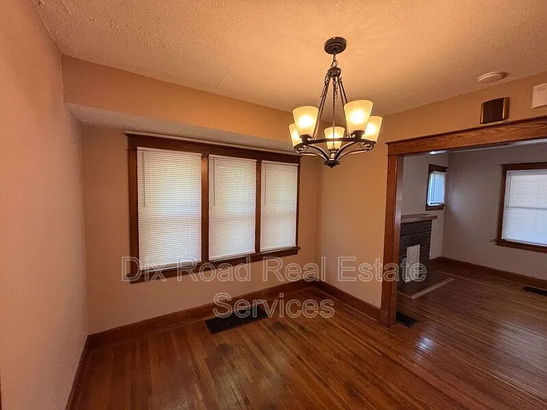 424 Shafor St — Photo 11
