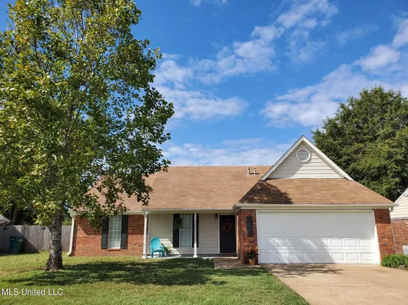 106 Peach Tree Dr, Senatobia, MS 38668