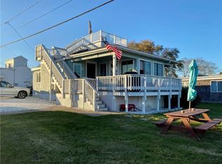 3 Follett Rd, Narragansett, RI 02882