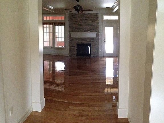 3rd image of 1414 Brookwood Ave