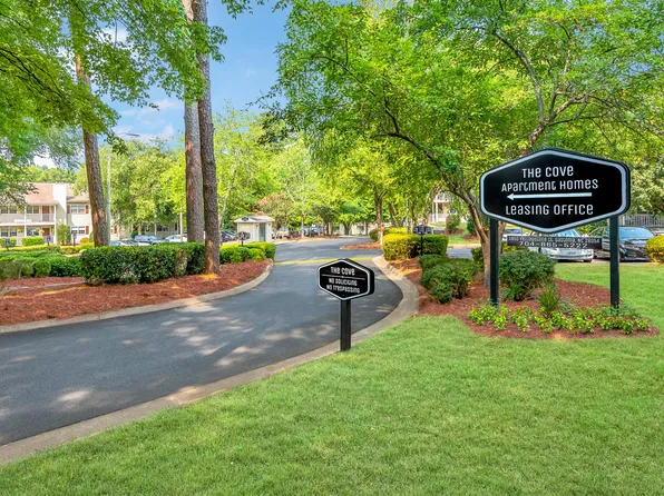 The Cove Apartment Homes