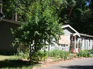 443 Addison Ln, Cave Junction, OR 97523