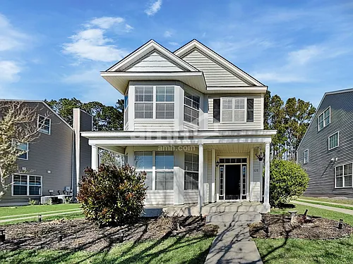 620 College Park Cir Photo 1
