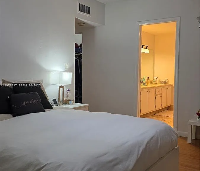 750 NE 199th St #101H — Photo 15