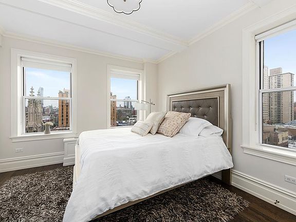 3rd image of 165 W 91st St APT 11H