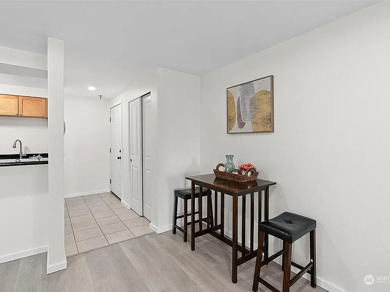 1124 N 92nd St #104 — Photo 4