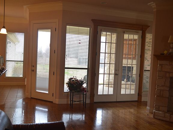 5th image of 2009 Stone Canyon Ct