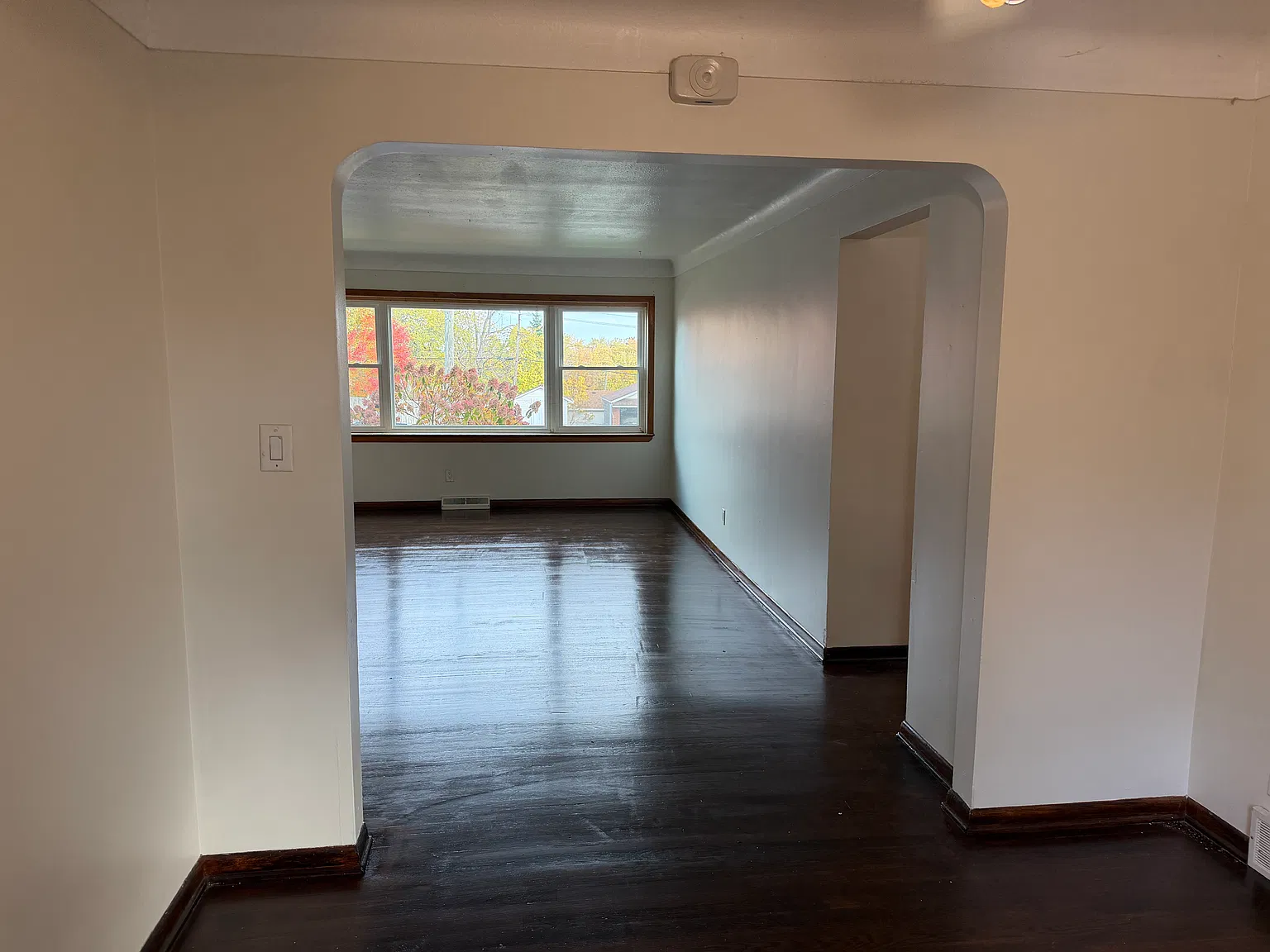 3901 Stanfield Dr — Photo 3