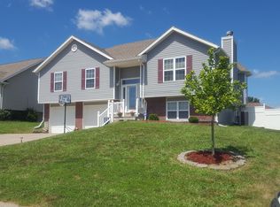 1408 W 7th Street Ter, Knob Noster, MO 65336