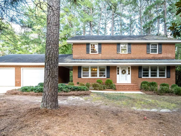 1001 Wilshire Dr, Cary, NC 27511
