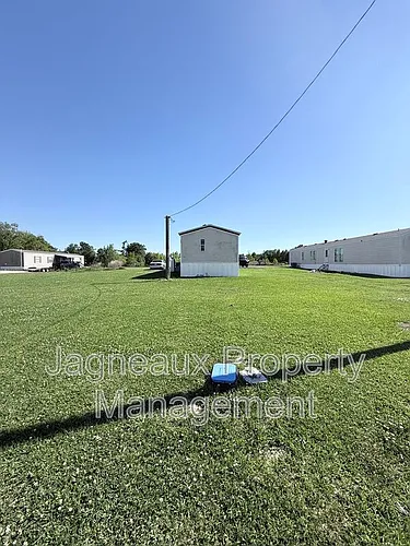 7775 Highway 1133 Photo 1