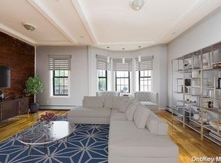 390 E 49th St, Brooklyn, NY 11203