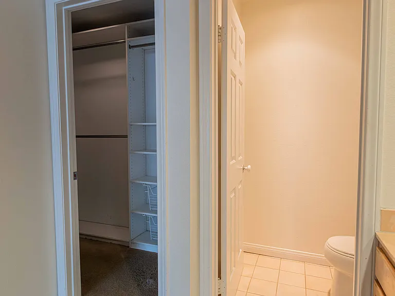 1131 Campbell St #211 — Photo 24