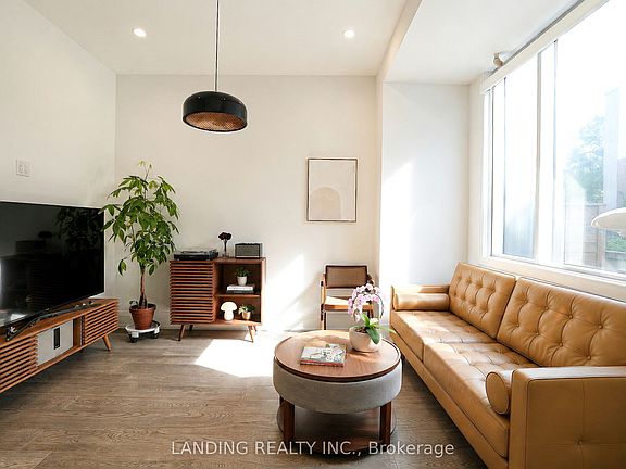 5th image of 17 Greenbriar Rd #7