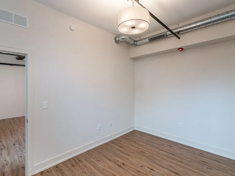 875 Michigan Ave — Photo 67