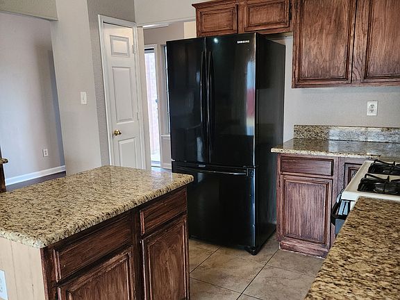 4th image of 3443 Tipperary Dr