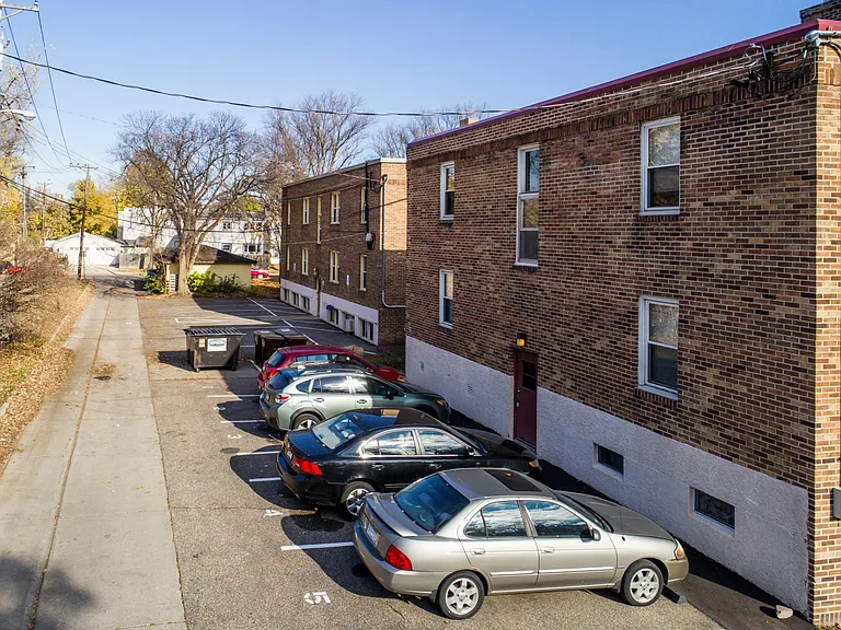 2812 Xerxes Ave S — Photo 10