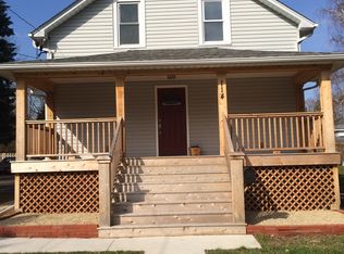 114 Harding Ave, Fox River Grove, IL 60021