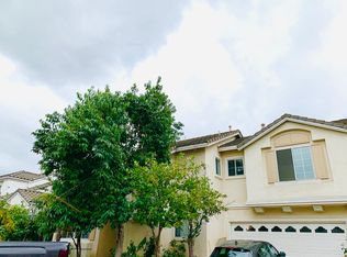8422 Colony Ct, Paramount, CA 90723