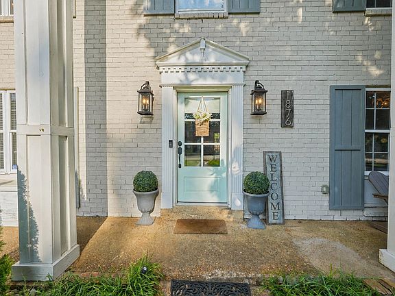 5th image of 1876 Brierbrook Rd