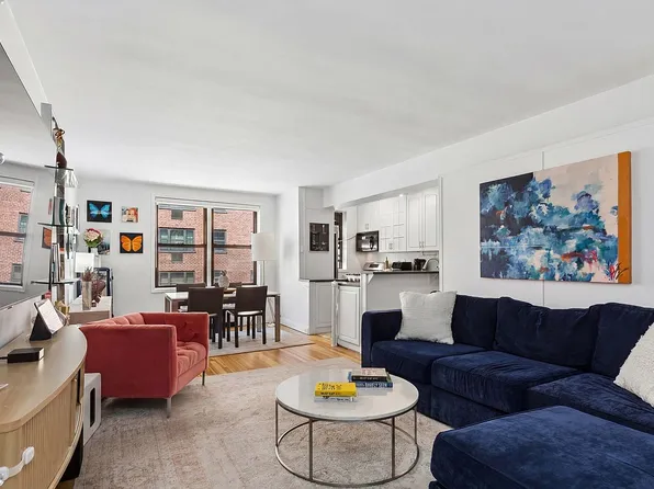 60 E 9th St APT 628, New York, NY 10003