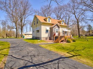 1146 Edwin St, Marinette, WI 54143