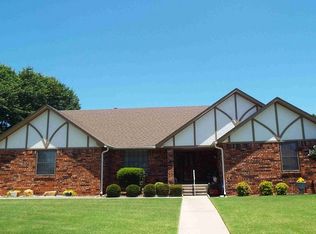 2011 8th Ave NW, Ardmore, OK 73401