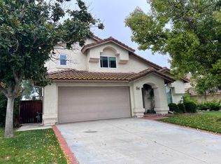 39347 Via Zaragoza, Murrieta, CA 92563