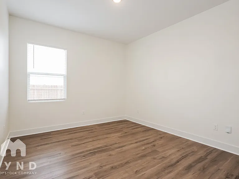 5796 E Bristol Cir #5796-BEL — Photo 14