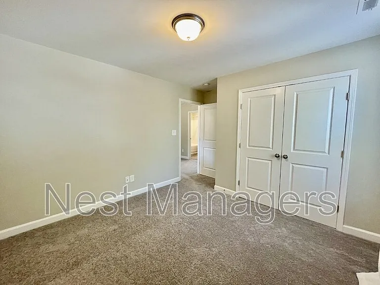 1102 Norwood St — Photo 24
