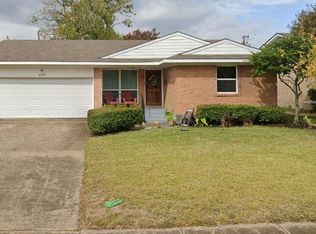8709 Graywood Dr, Dallas, TX 75243