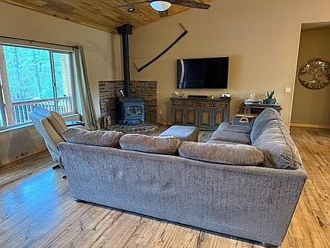 3rd image of 888 Big Bear Cir