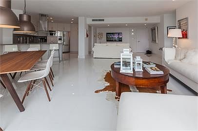4th image of 5161 Collins Ave #1718-14113