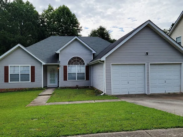 5502 Sapphire Cir, Ellenwood, GA 30294