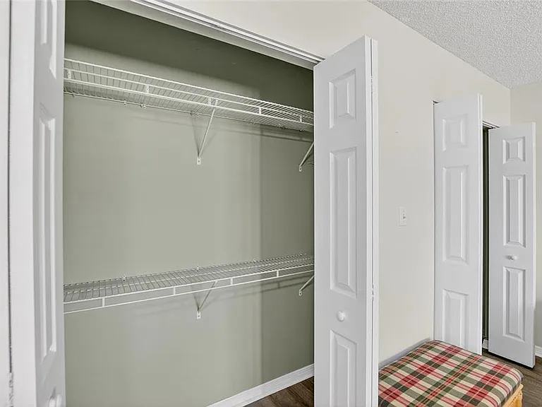 2221 Ivan Ct — Photo 21