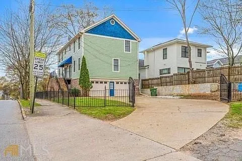 588 John Wesley Dobbs Ave NE — Photo 1