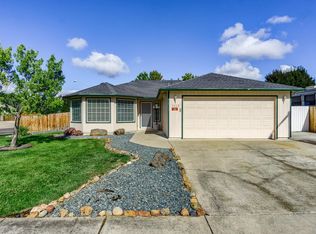1115 Gatepark Dr, Central Point, OR 97502