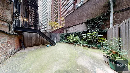 Rented by Bond New York