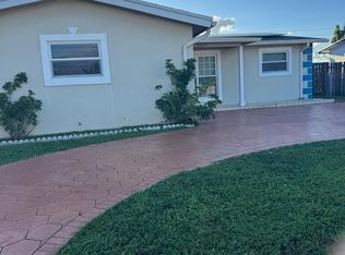 2477 NW 84th Way, Sunrise, FL 33322