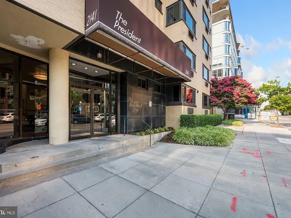 2141 I St NW, Washington, DC