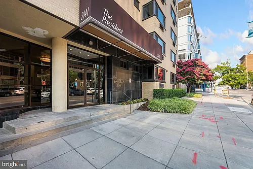 2141 I St NW Photo 1