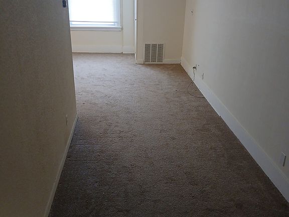 5th image of 18 E Lapeer St #2